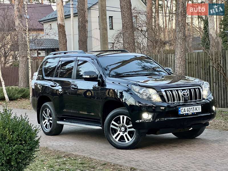 Toyota Land Cruiser Prado 2011