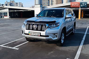 Позашляховик / Кросовер Toyota Land Cruiser Prado 2020 в Києві