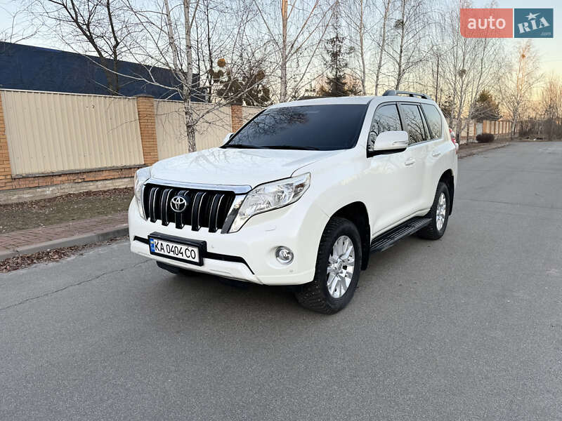 Toyota Land Cruiser Prado 2014