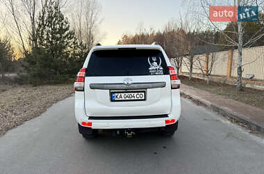Позашляховик / Кросовер Toyota Land Cruiser Prado 2014 в 