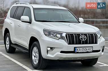 Внедорожник / Кроссовер Toyota Land Cruiser Prado 2022 в Киеве