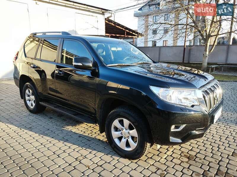 Toyota Land Cruiser Prado 2022