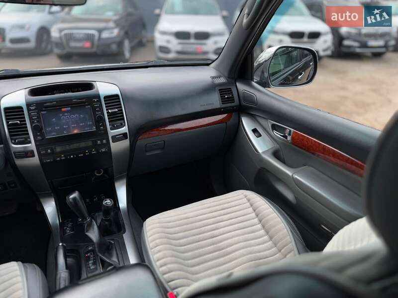 Позашляховик / Кросовер Toyota Land Cruiser Prado 2007 в Вінниці