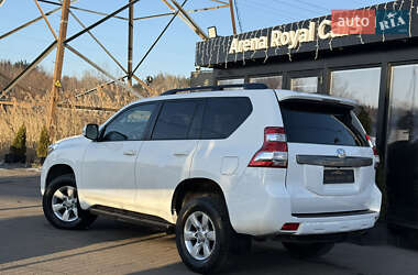Внедорожник / Кроссовер Toyota Land Cruiser Prado 2017 в 