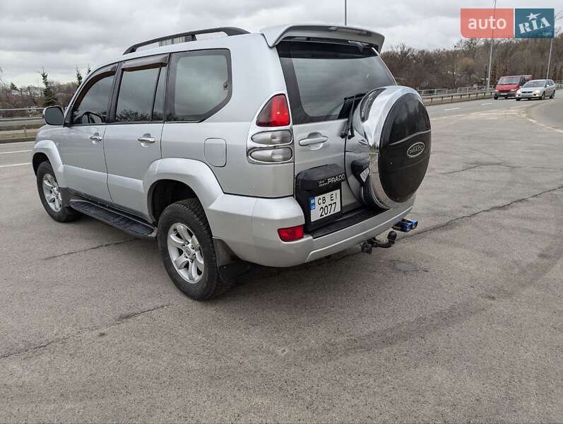 Позашляховик / Кросовер Toyota Land Cruiser Prado 2005 в Чернігові