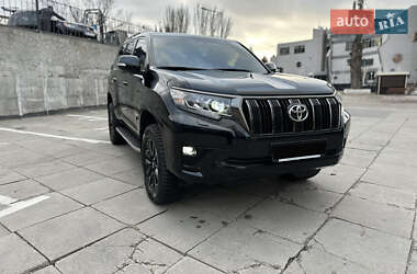 Позашляховик / Кросовер Toyota Land Cruiser Prado 2021 в Запоріжжі