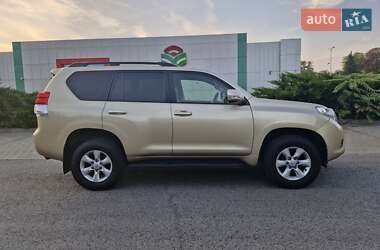 Внедорожник / Кроссовер Toyota Land Cruiser Prado 2013 в Ужгороде