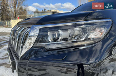 Внедорожник / Кроссовер Toyota Land Cruiser Prado 2020 в Киеве