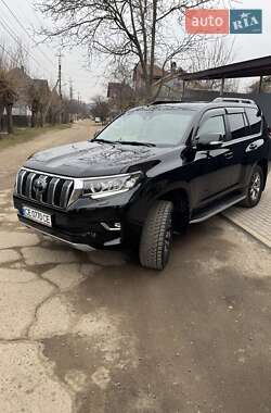 Внедорожник / Кроссовер Toyota Land Cruiser Prado 2019 в Черновцах