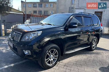 Позашляховик / Кросовер Toyota Land Cruiser Prado 2010 в Львові