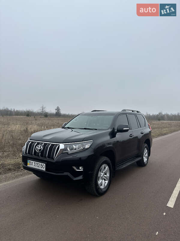 Позашляховик / Кросовер Toyota Land Cruiser Prado 2019 в Києві