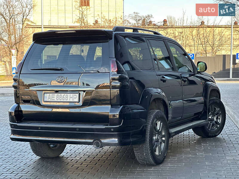 Внедорожник / Кроссовер Toyota Land Cruiser Prado 2005 в Днепре