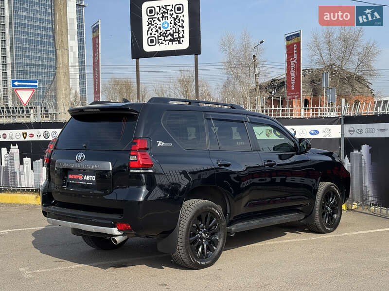 Позашляховик / Кросовер Toyota Land Cruiser Prado 2022 в Києві