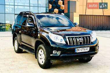 Внедорожник / Кроссовер Toyota Land Cruiser Prado 2012 в Ровно