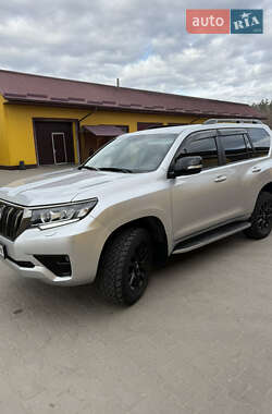 Позашляховик / Кросовер Toyota Land Cruiser Prado 2021 в Ізяславі