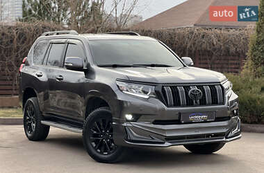 Позашляховик / Кросовер Toyota Land Cruiser Prado 2010 в Дніпрі