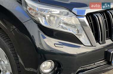 Внедорожник / Кроссовер Toyota Land Cruiser Prado 2017 в 