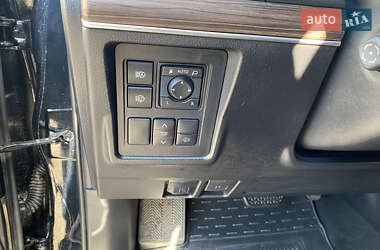 Внедорожник / Кроссовер Toyota Land Cruiser Prado 2022 в 