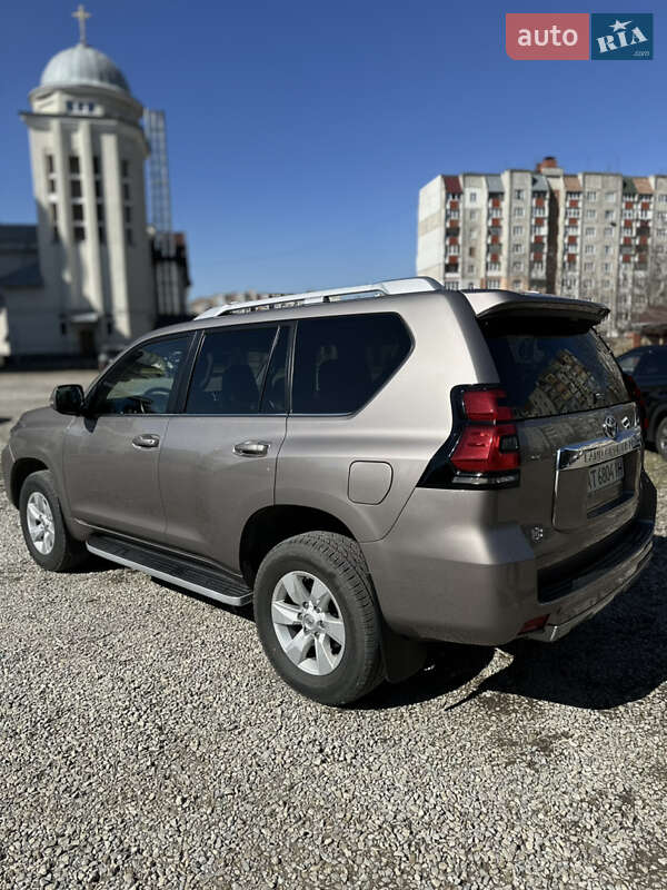 Позашляховик / Кросовер Toyota Land Cruiser Prado 2020 в Івано-Франківську