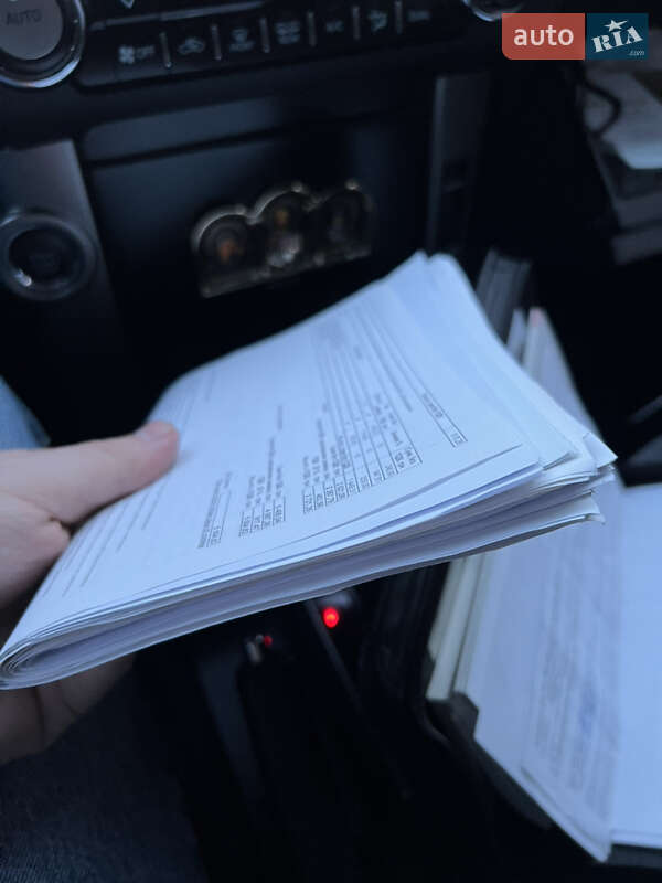 Позашляховик / Кросовер Toyota Land Cruiser Prado 2013 в Києві