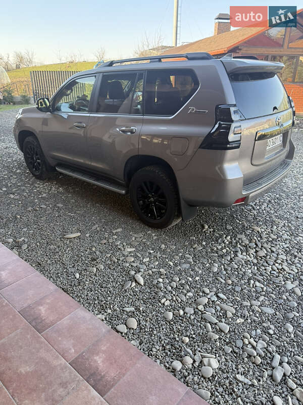 Внедорожник / Кроссовер Toyota Land Cruiser Prado 2022 в Виноградове фото 6 Внедорожник / Кроссовер Toyota Land Cruiser Prado 2022 в Виноградове