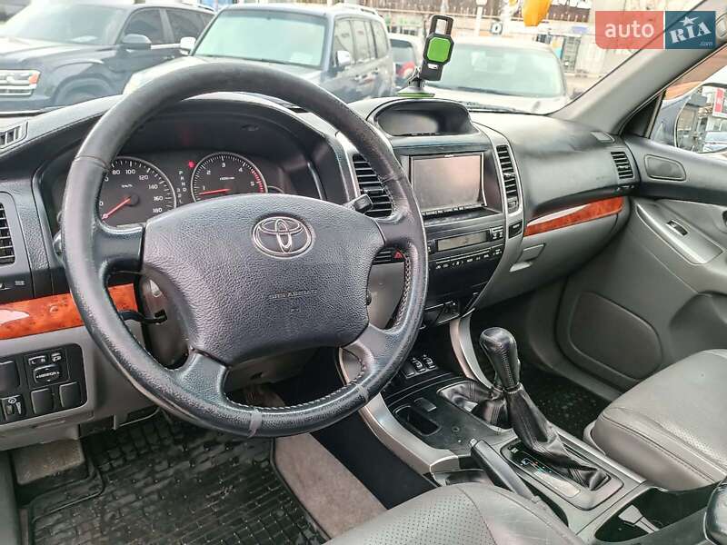 Внедорожник / Кроссовер Toyota Land Cruiser Prado 2006 в Харькове