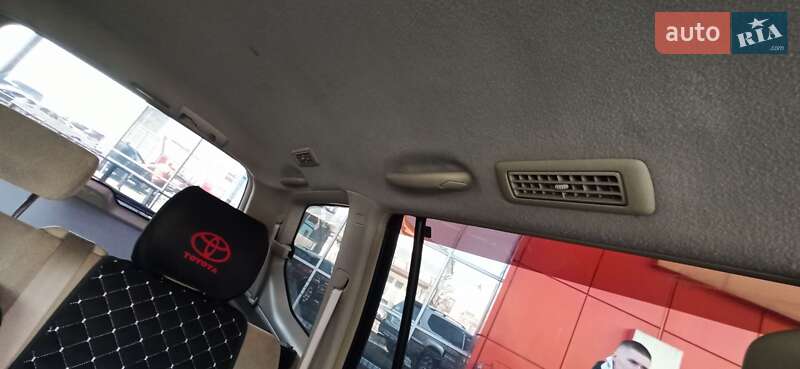Внедорожник / Кроссовер Toyota Land Cruiser Prado 2005 в Черновцах