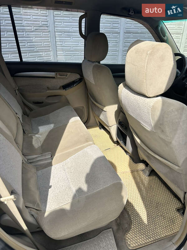 Внедорожник / Кроссовер Toyota Land Cruiser Prado 2006 в Ровно