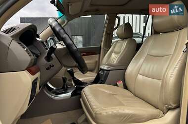 Внедорожник / Кроссовер Toyota Land Cruiser Prado 2007 в 