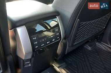 Внедорожник / Кроссовер Toyota Land Cruiser Prado 2022 в 