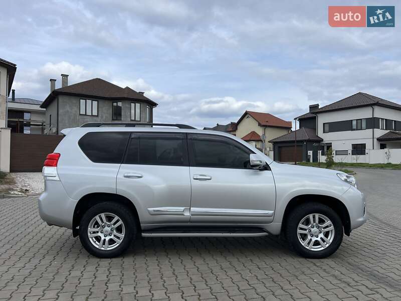 Внедорожник / Кроссовер Toyota Land Cruiser Prado 2010 в Одессе