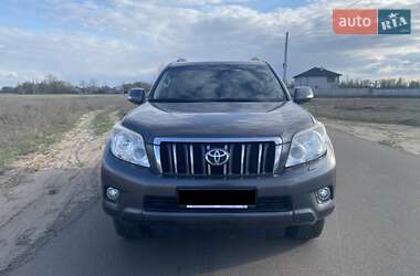 Позашляховик / Кросовер Toyota Land Cruiser Prado 2013 в 