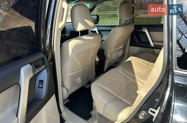 Внедорожник / Кроссовер Toyota Land Cruiser Prado 2010 в 