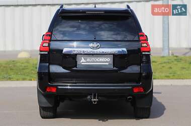 Внедорожник / Кроссовер Toyota Land Cruiser Prado 2023 в 