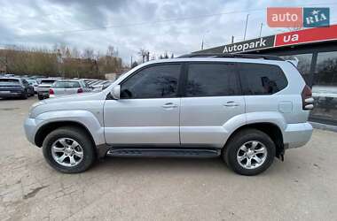 Внедорожник / Кроссовер Toyota Land Cruiser Prado 2004 в 