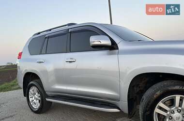 Внедорожник / Кроссовер Toyota Land Cruiser Prado 2010 в 