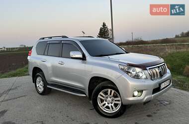 Внедорожник / Кроссовер Toyota Land Cruiser Prado 2010 в 