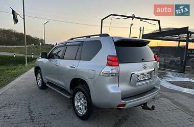 Внедорожник / Кроссовер Toyota Land Cruiser Prado 2010 в 