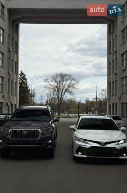 Внедорожник / Кроссовер Toyota Land Cruiser Prado 2022 в 
