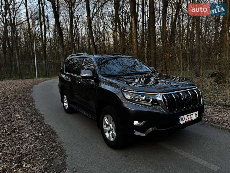 Внедорожник / Кроссовер Toyota Land Cruiser Prado 2022 в Харькове