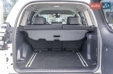 Внедорожник / Кроссовер Toyota Land Cruiser Prado 2022 в 