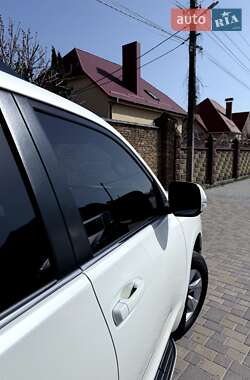 Внедорожник / Кроссовер Toyota Land Cruiser Prado 2020 в 