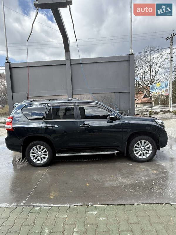 Внедорожник / Кроссовер Toyota Land Cruiser Prado 2013 в Ивано-Франковске