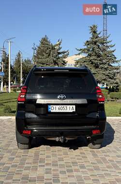 Позашляховик / Кросовер Toyota Land Cruiser Prado 2019 в 
