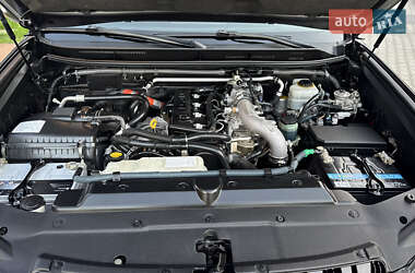 Внедорожник / Кроссовер Toyota Land Cruiser Prado 2014 в 