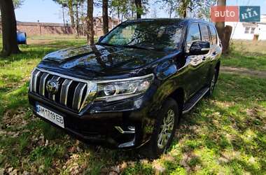 Внедорожник / Кроссовер Toyota Land Cruiser Prado 2019 в 