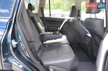 Внедорожник / Кроссовер Toyota Land Cruiser Prado 2018 в 