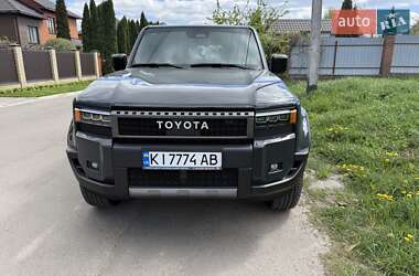 Внедорожник / Кроссовер Toyota Land Cruiser Prado 2024 в 