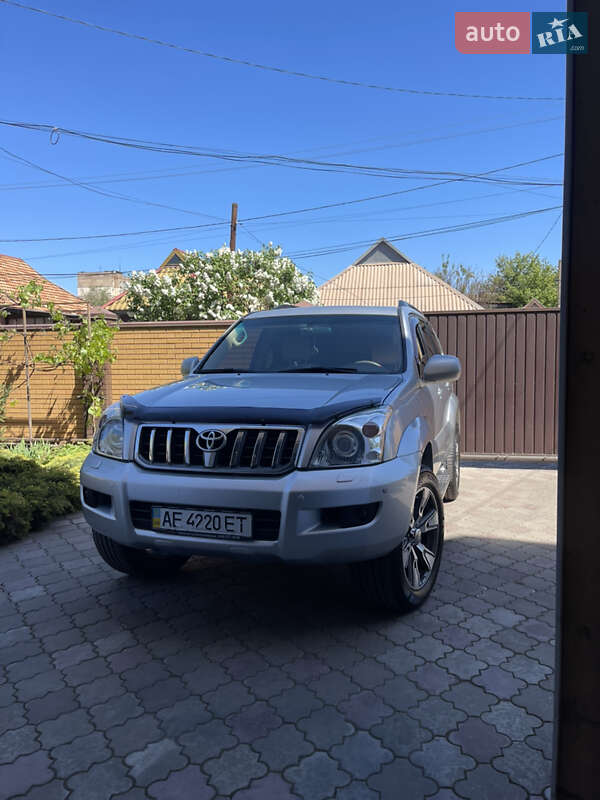Toyota Land Cruiser Prado 2005