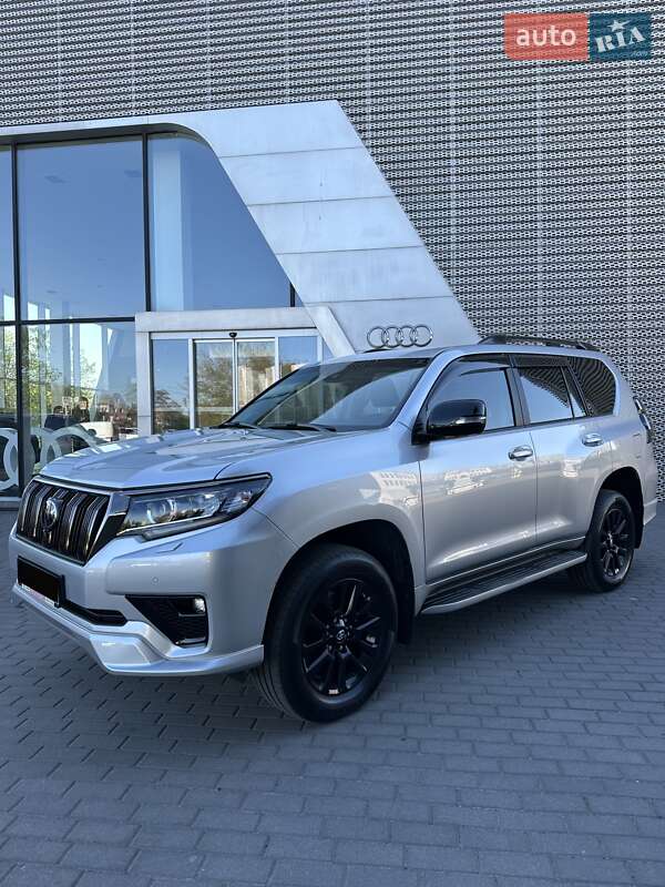 Внедорожник / Кроссовер Toyota Land Cruiser Prado 2020 в Киеве
